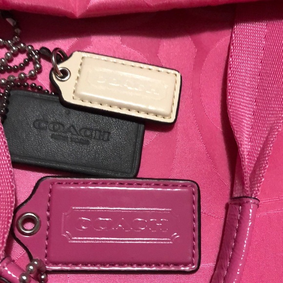 Coach weekender bag in pink - Picture 2 of 6